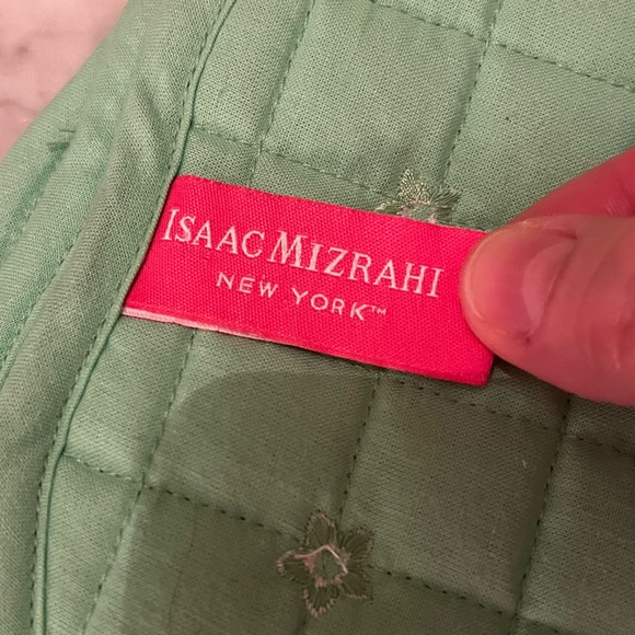 Isaac Mizrahi set of four green embroidered placemats. New with tag - Picture 4 of 4